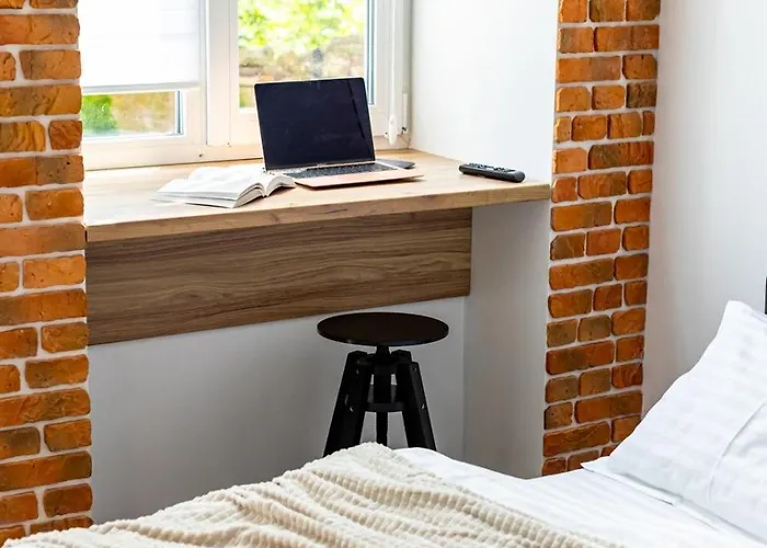 Romari туган барановського 30 * Leópolis