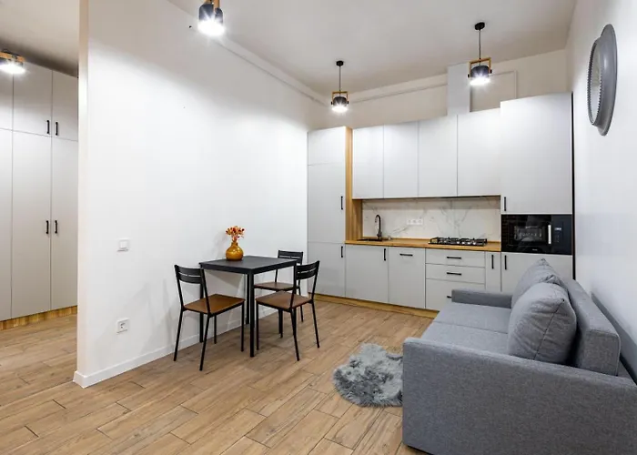 Apartment Romari туган барановського 30 *