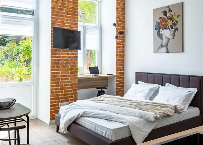 Apartment Romari туган барановського 30 *